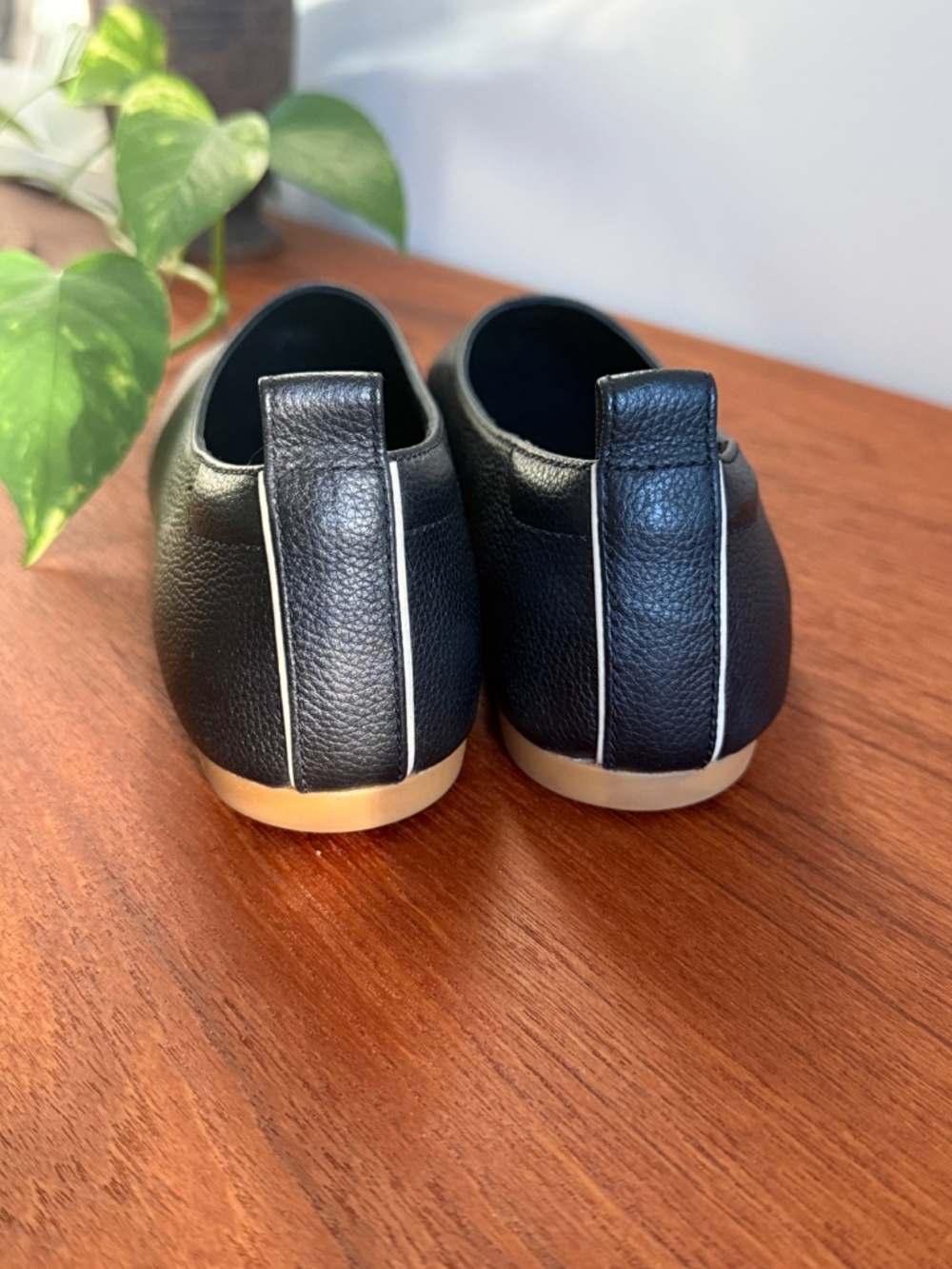 Everlane Black Leather Ballet Flats Size 8 - Picture 6 of 15